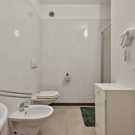 Magnolie A47, 6 Posti Vicino Al Mare *